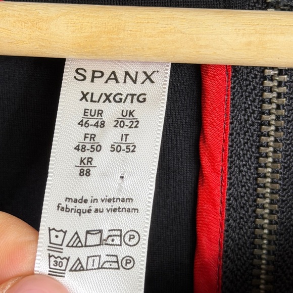 Spanx Perfect A-Line Dress Black - Picture 8 of 9